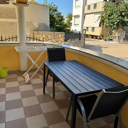 شقة Marta - - Near The Sea زادار
