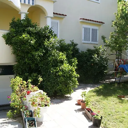 Apartman Marta - - Near The Sea Zára