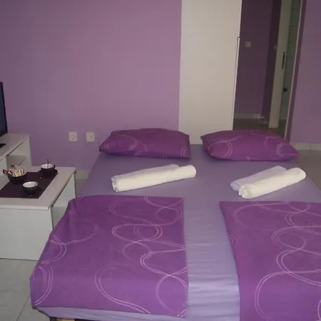Marta - - Near The Sea Apartman *