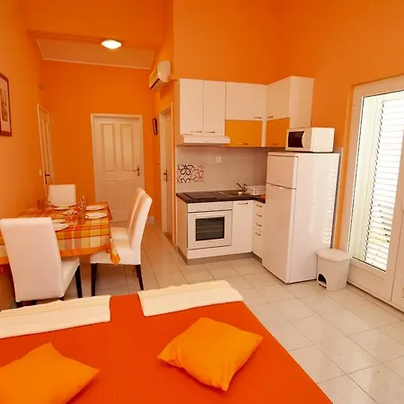 Marta - - Near The Sea Apartman